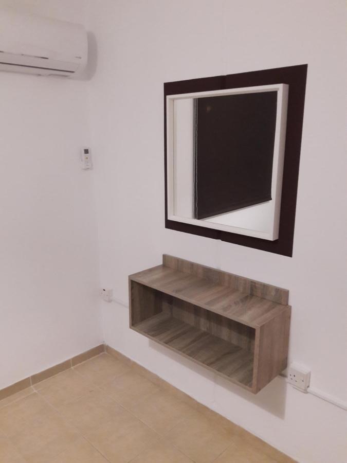 Holiday Home Larnaca Bagian luar foto